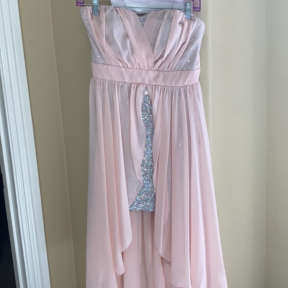Gorgeous high low dress junior size 5 pink with silver sequence